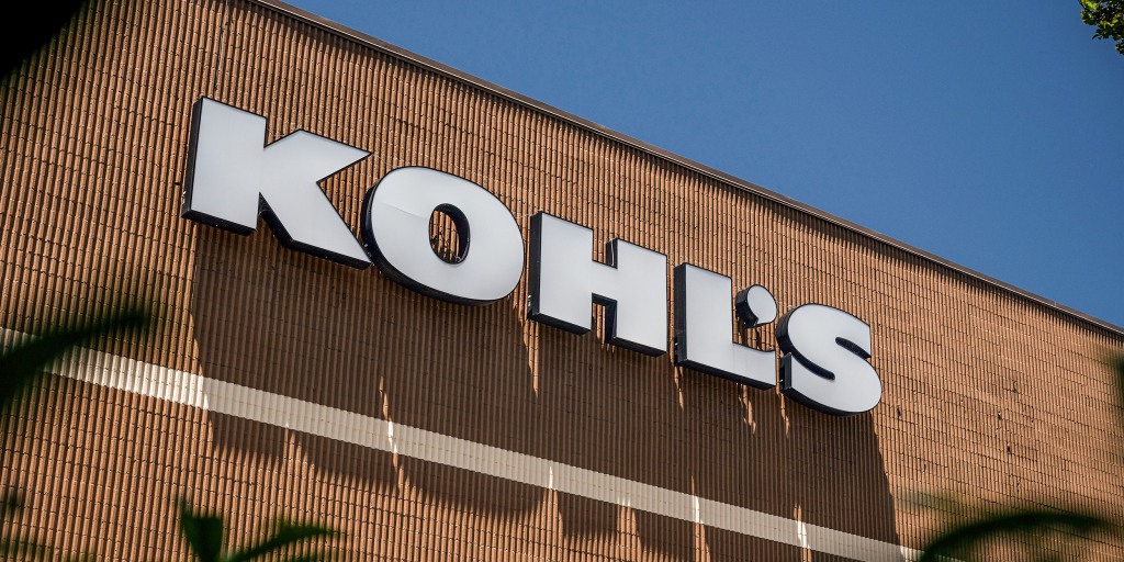 Kohl's CEO Tom Kingsbury to step down in January, to be replaced by Michaels CEO Ashley Buchanan