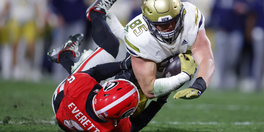 Georgia rallies to beat Georgia Tech 44-42 in 8th OT