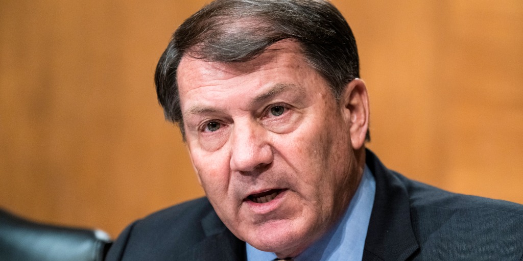 GOP Sen. Mike Rounds expresses support for FBI director a day after Trump picks his replacement