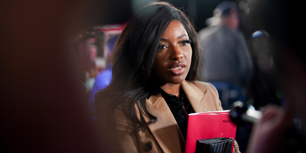 Latinos should condemn Rep. Jasmine Crockett's 'slave mentality' comments