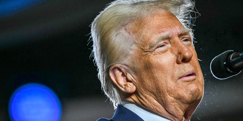 West Palm Beach police arrest man who allegedly threatened to kill President Trump