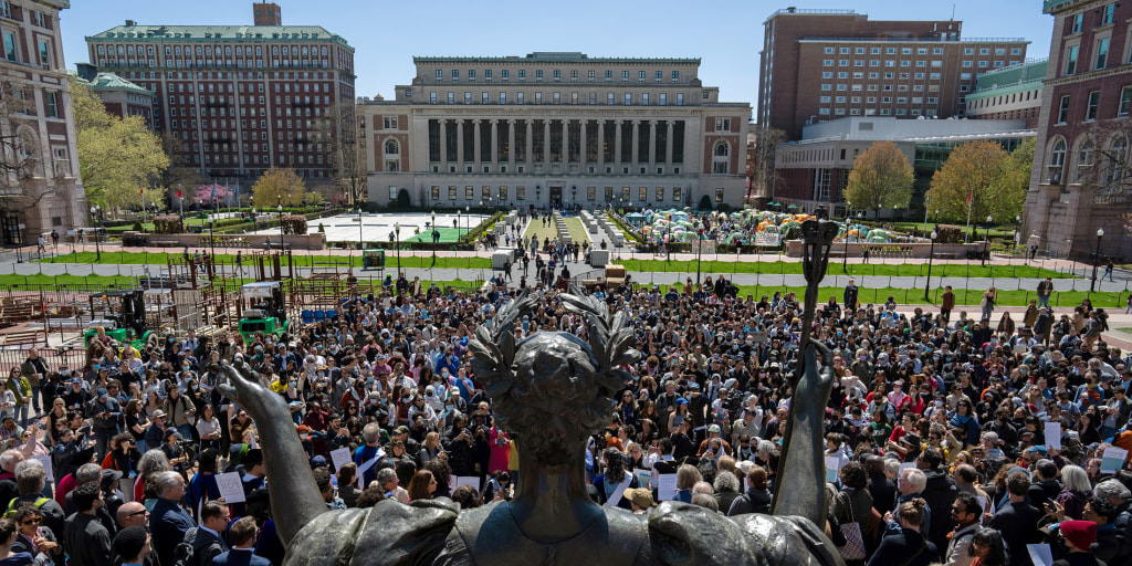 Columbia University signals it will comply with Trump 