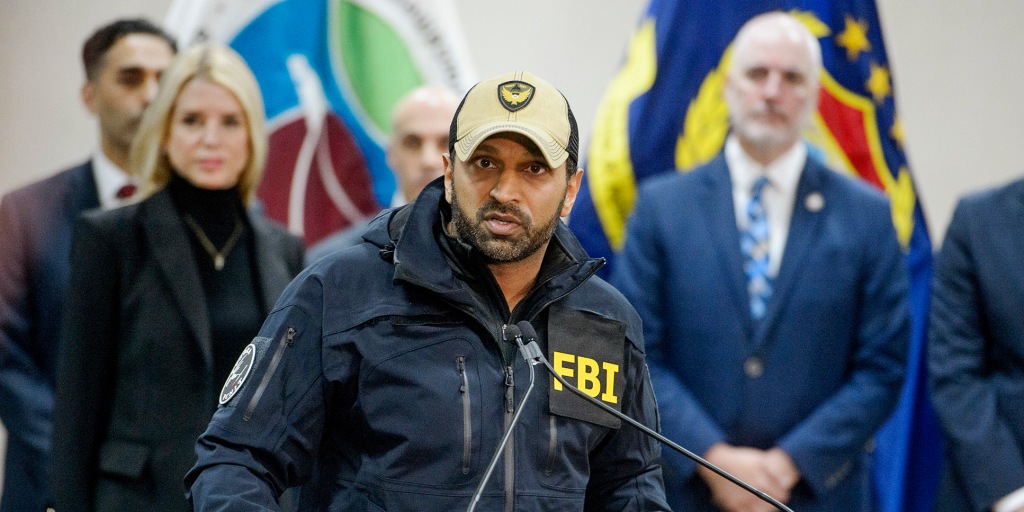 https://media-cldnry.s-nbcnews.com/image/upload/t_nbcnews-fp-1024-512,f_auto,q_auto:best/rockcms/2025-04/250424-kash-patel-fbi-mn-1445-565d16.jpg