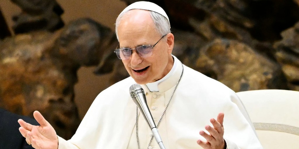 Pope Leo XIV calls for peace and press freedom in his first news briefing