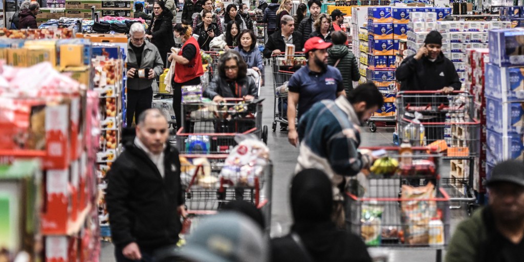 https://media-cldnry.s-nbcnews.com/image/upload/t_nbcnews-fp-1024-512,f_auto,q_auto:best/rockcms/2025-05/250512-shoppers-costco-se-335p-4d0d31.jpg