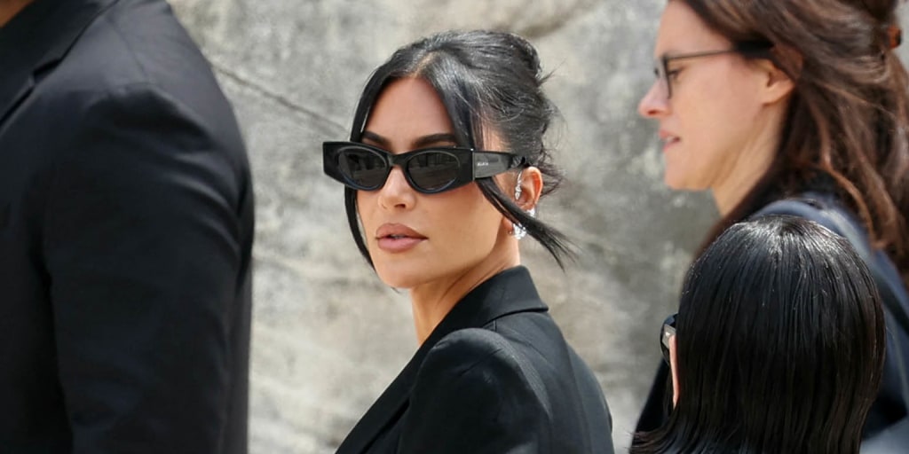 A Paris court awards 1 euro ($1.15) to Kim Kardashian for having been the victim of an armed robbery in the French capital in 2016, the amount of compensation she had asked for, according to a lawyer involved in the case.