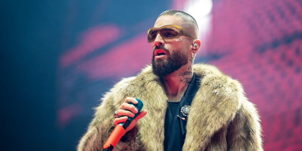 Rapper Maluma stops show to call out mother for bringing infant to
