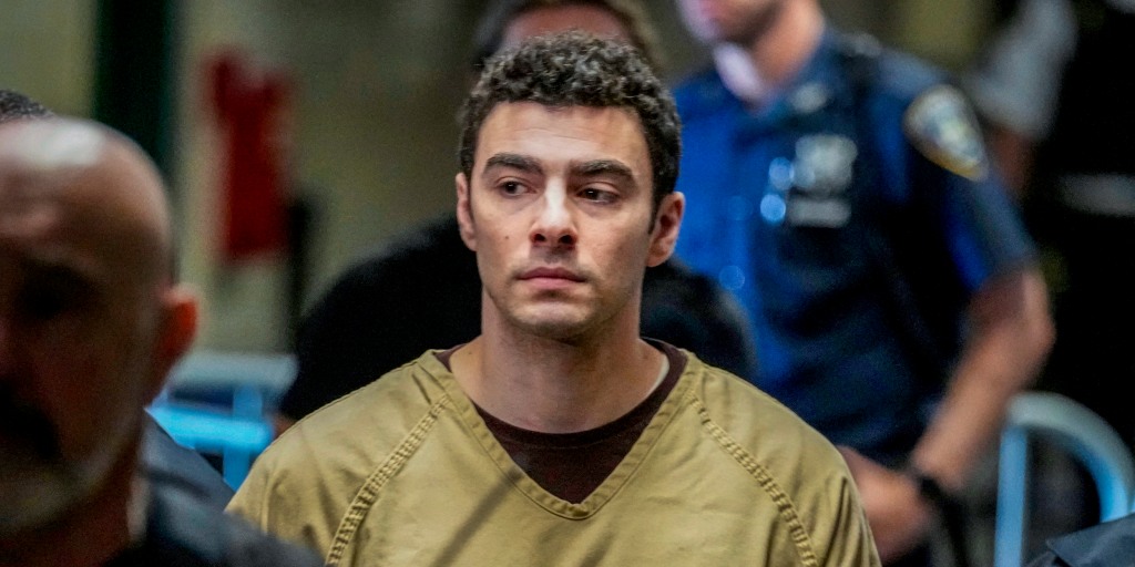 Man allegedly posed as FBI agent in apparent attempt to spring Luigi Mangione from prison