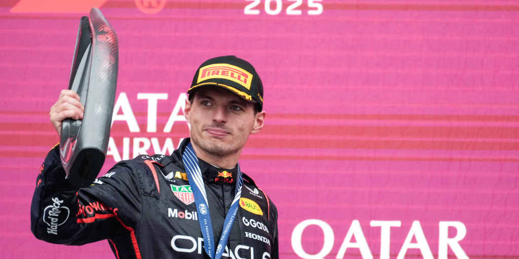 Max Verstappen wins F1's Azerbaijan GP after Oscar Piastri crashes on the  first lap