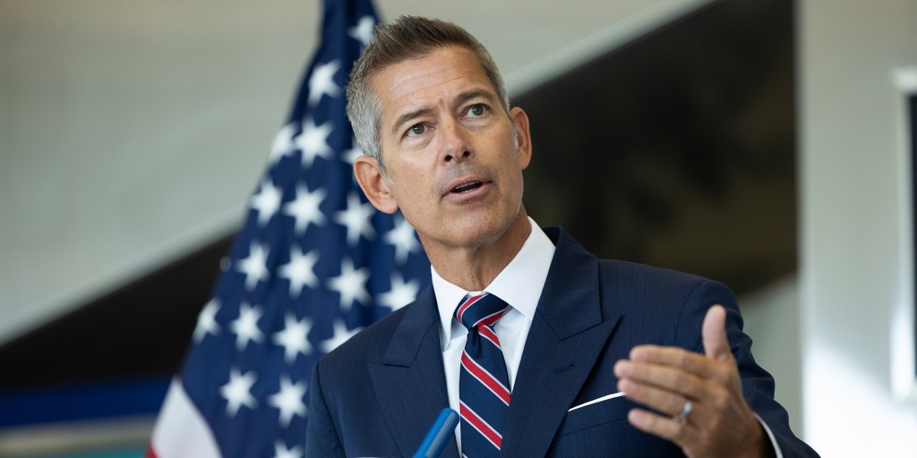 Sean Duffy warns air travel is 'only going to get worse' as Thanksgiving  approaches