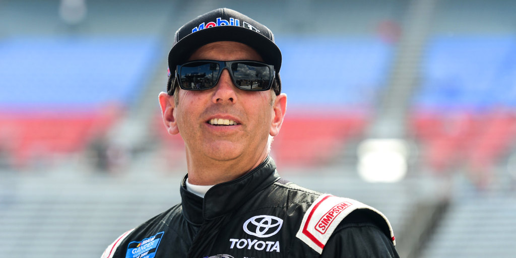 Former NASCAR driver Greg Biffle dies in North Carolina plane crash