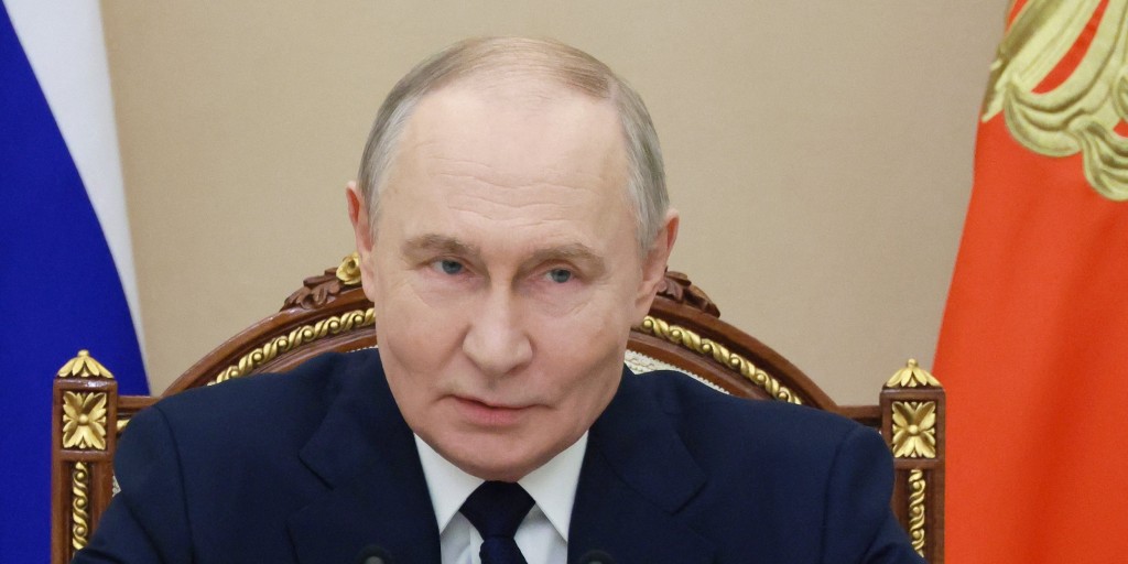 U.S. finds Ukraine did not target Putin residence in alleged drone strike, source says