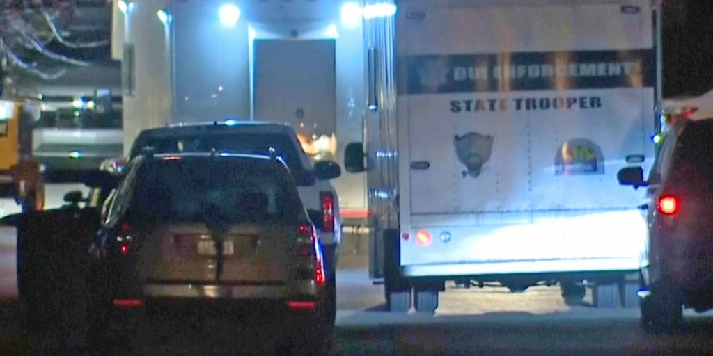 Image related to Arizona DPS helicopter crashes while responding to shooting, killing both on board
