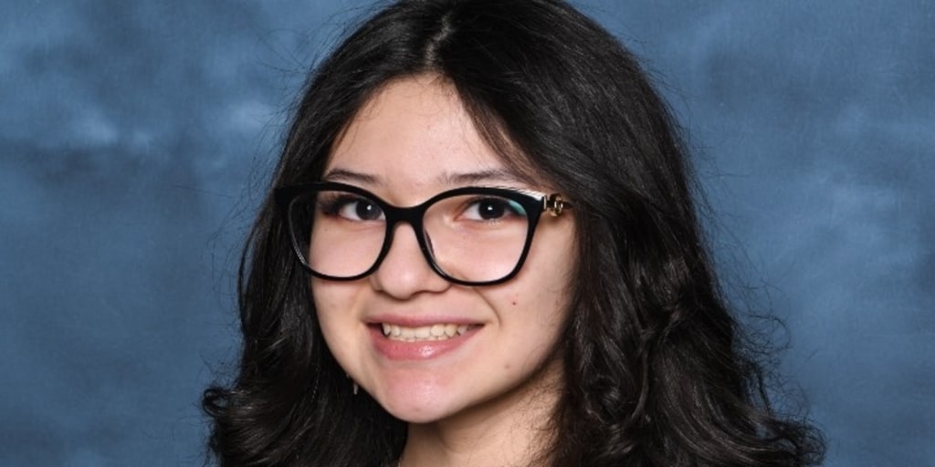 Chicago teen who called for father's release from ICE detention dies of rare cancer