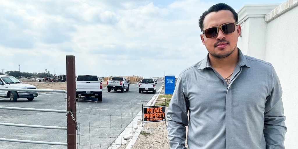 Behold: one of the last remaining guys actually building anything while Trump’s deportation machine tries to shut down the entire housing market by handcuffing the workforce.