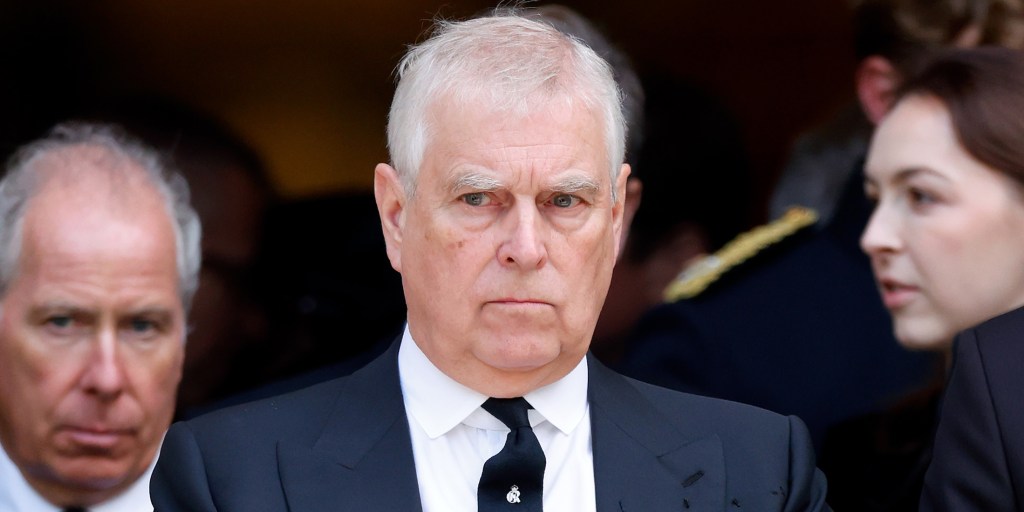 British government considers removing former Prince Andrew from the royal line of succession