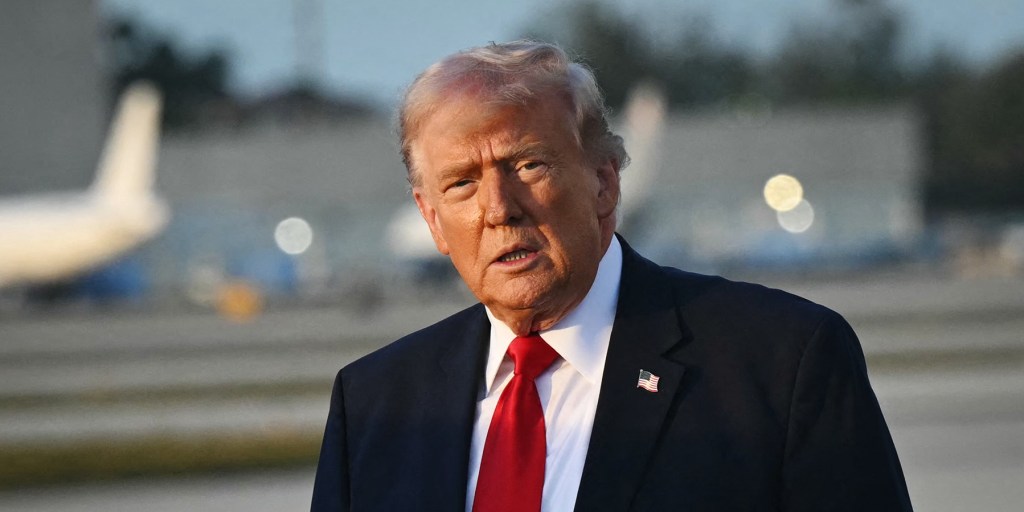 Trump Signals Reserved Stance on Iran Oil Seizure Amid 2026 Campaign Pressures