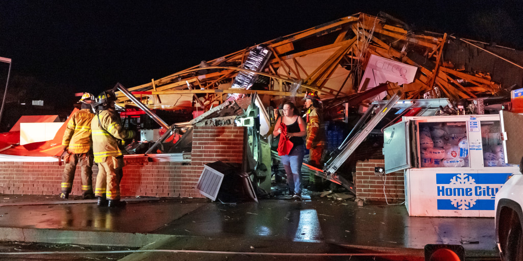 Millions face tornado and storm warnings after homes destroyed in Midwest