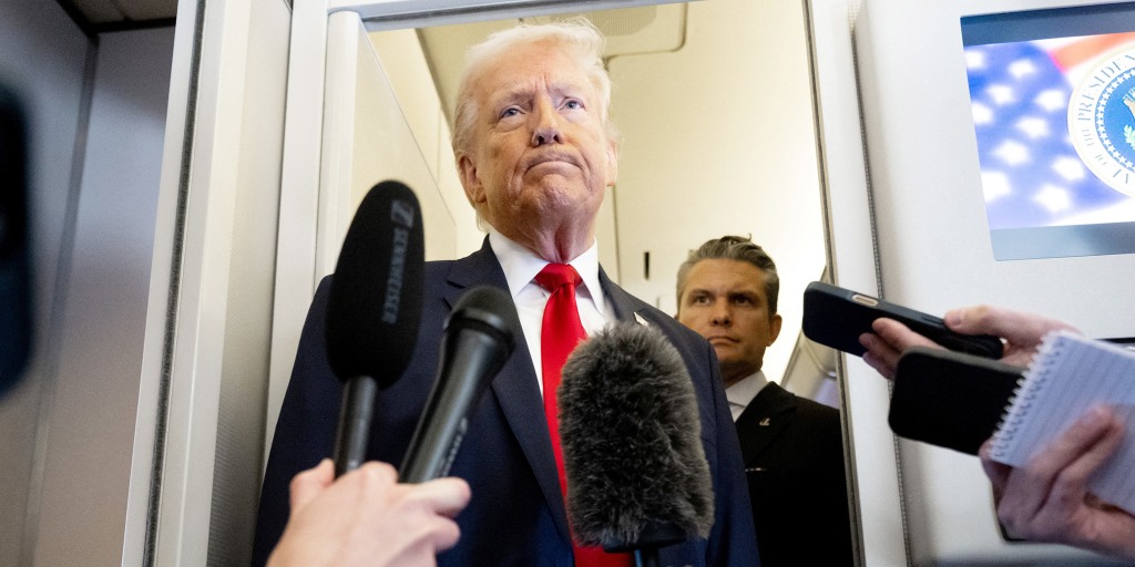 Democrats ask Pentagon about Iran school strike and role of AI