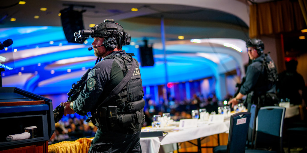 Secret Service agent was hit by gunfire from suspect at W.H. correspondents’ dinner, sources say