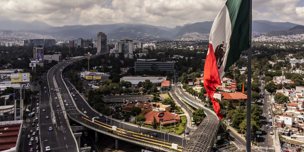 Mexican governor, other officials charged with conspiring with Sinaloa Cartel to smuggle drugs into U.S.