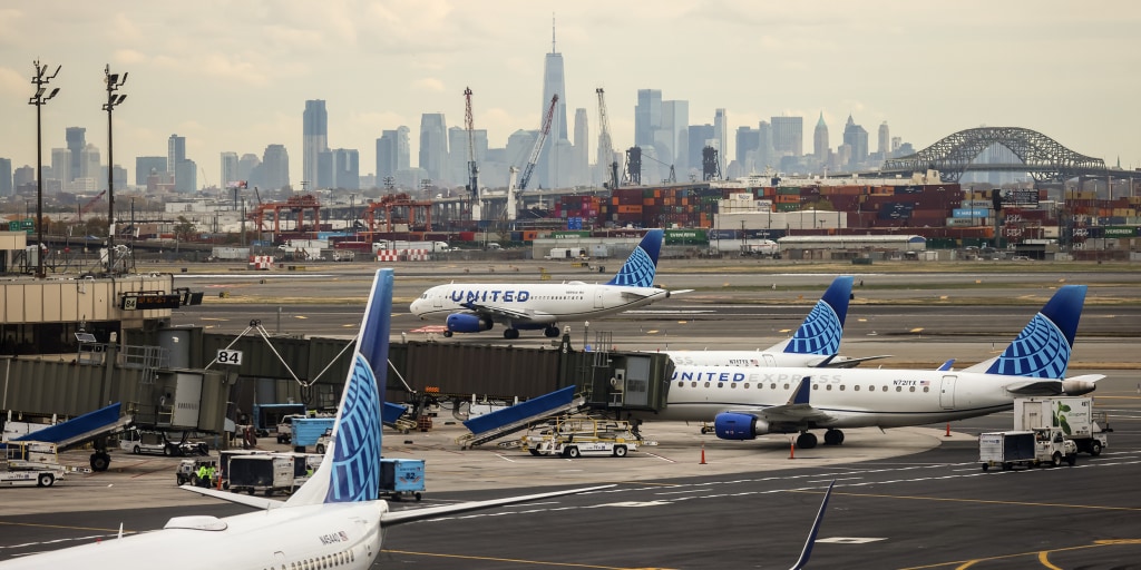 The FAA orders a ground stop at Newark Liberty, Teterboro and Philadelphia airports, disrupting travel plans for thousands of fliers.