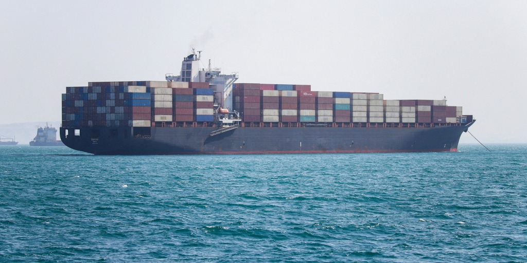 U.S. and Iran trade fire and threats as Trump's bid to open Hormuz rattles ceasefire