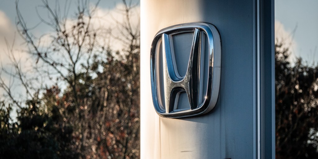 https://media-cldnry.s-nbcnews.com/image/upload/t_nbcnews-fp-1024-512,f_auto,q_auto:best/rockcms/2026-05/260531-honda-vl-1130a-46be2c.jpg