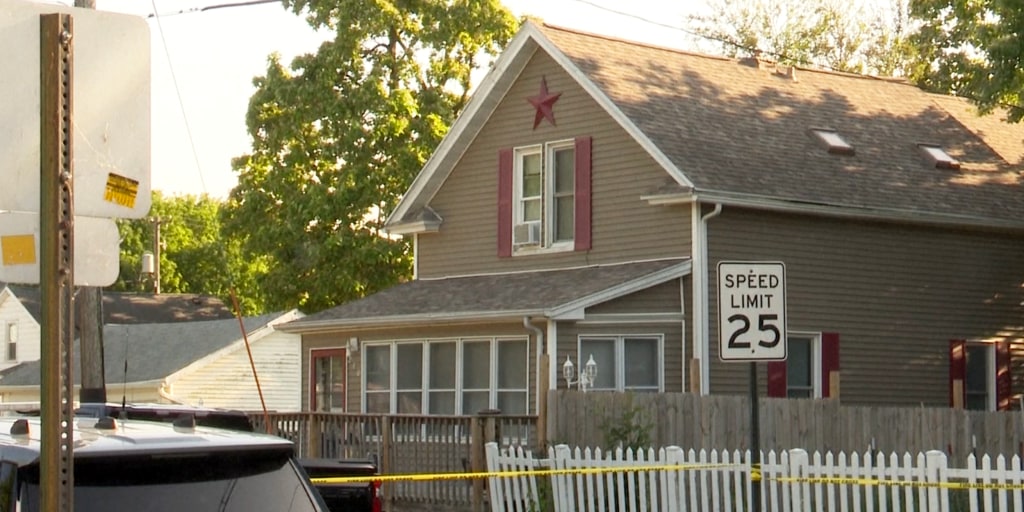Iowa gunman suspected of killing 6 family members then himself