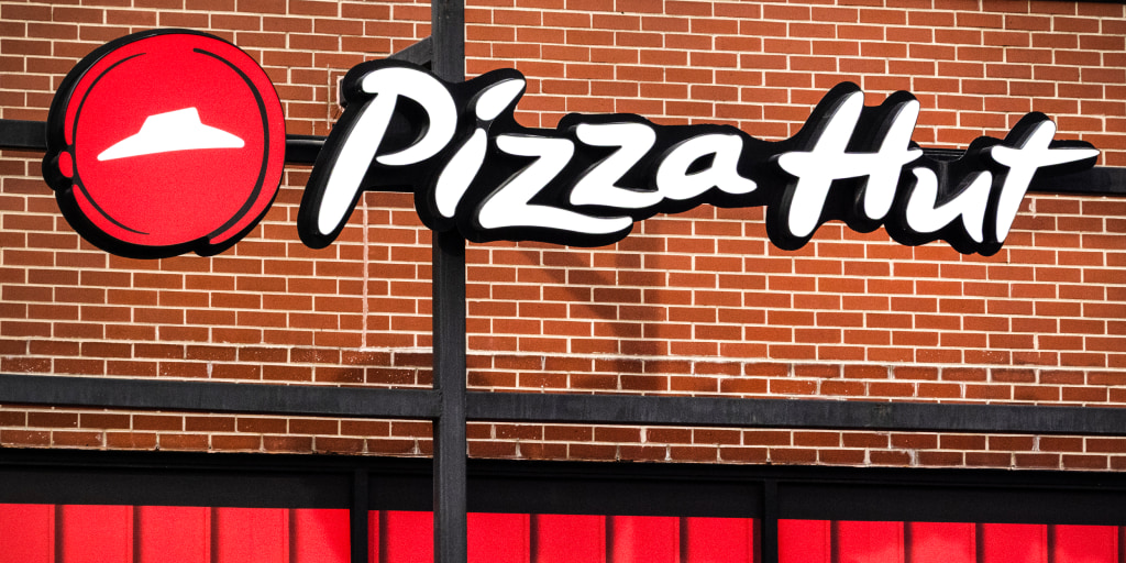 Pizza Hut bought by private equity firm that owns 24 Hour Fitness
