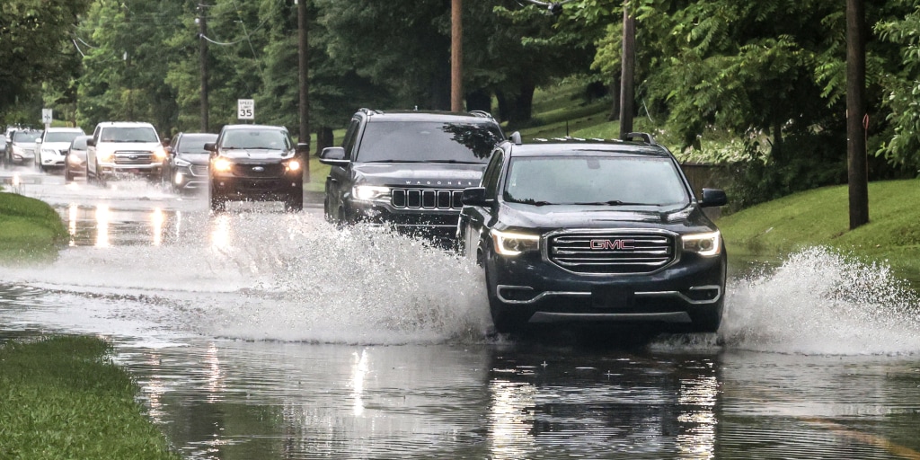 Kentucky flash floods kill at least 3 as rescue operations continue