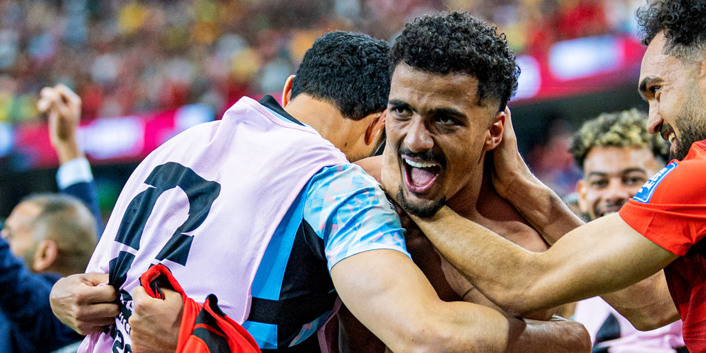 Egypt wins in World Cup knockout round debut, edges out Australia on penalties