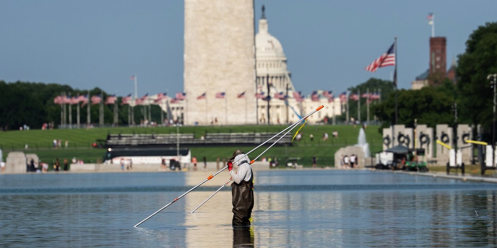 U.S. Olympian David Hearn pleads not guilty to charges in Reflecting Pool vandalism case