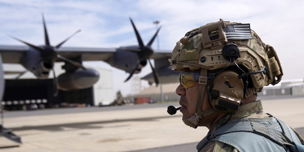 BREAKING: Two U.S. service members were killed while defending against an Iranian ballistic missile and drone attack in Jordan, and another service member is mi