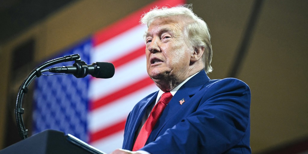 Trump hypes Mike Collins’ Senate campaign at Georgia rally