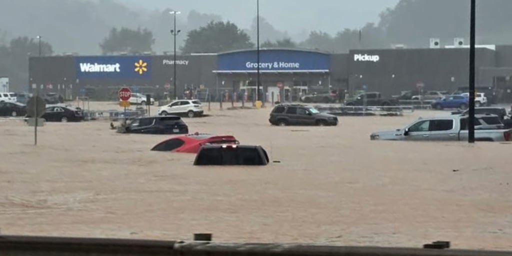 100 National Guard members have been deployed to West Virginia flash floods inundate homes and businesses. <https://t.co/rA12UtMJRi>
 [↧](https://t.co/rA12UtMJR