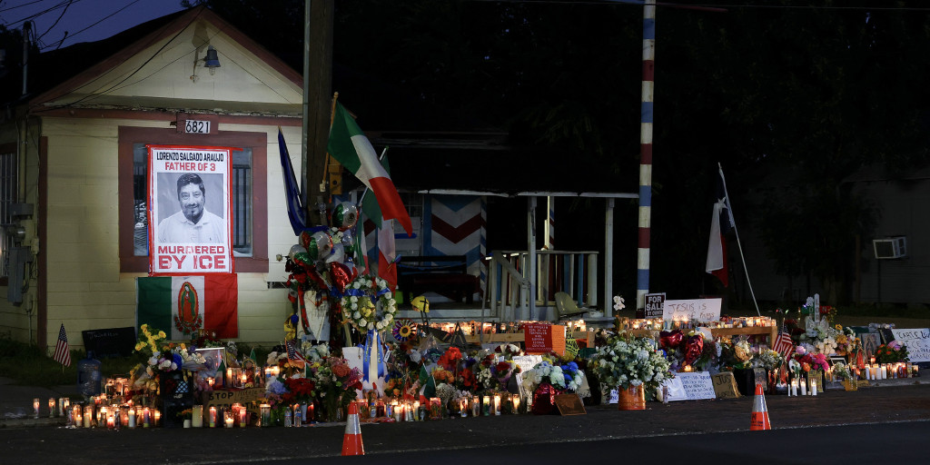 A federal judge orders U.S. immigration authorities to release Jose Trinidad Rojas Pliego, who was one of three passengers in a van driven by Lorenzo Araujo Sal