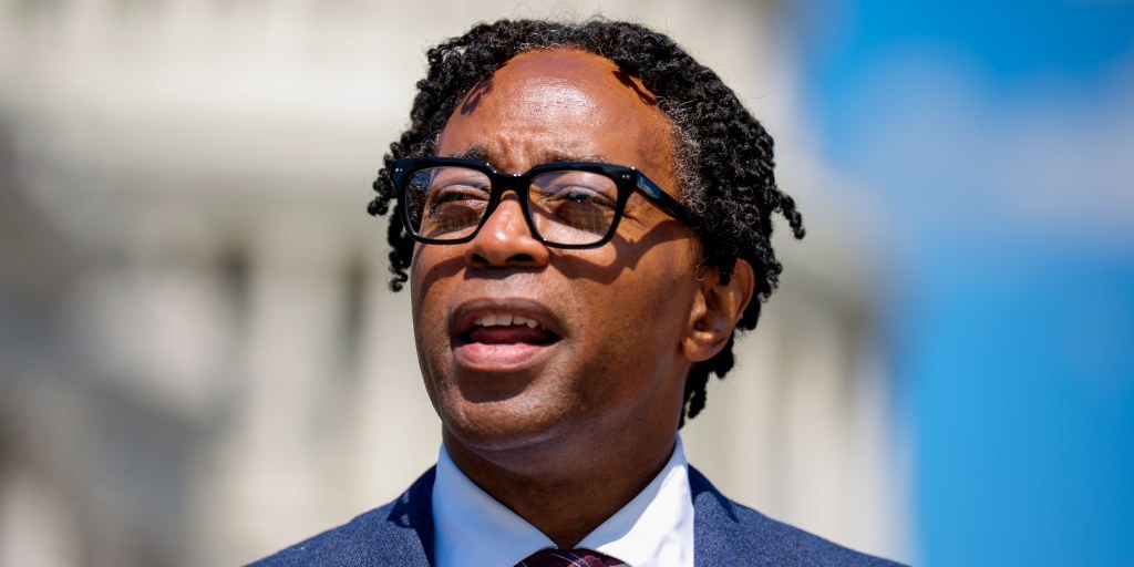 Rep. Wesley Bell defeats former Rep. Cori Bush in a Missouri Democratic primary rematch