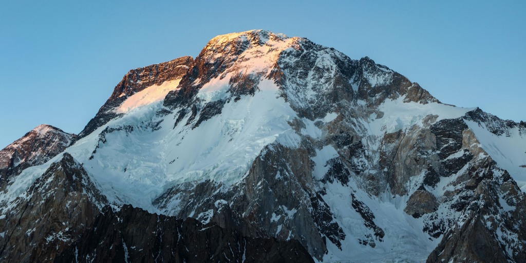 Ten international climbers led by a renowned Nepal-born mountaineer were missing after an avalanche struck Broad Peak, one of the world’s highest mountains in n