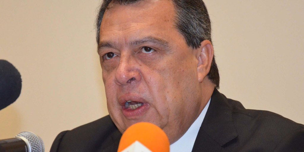 Mexican authorities detain the former governor of the southern state Guerrero for his alleged involvement in the disappearance of 43 students in 2014. <https://