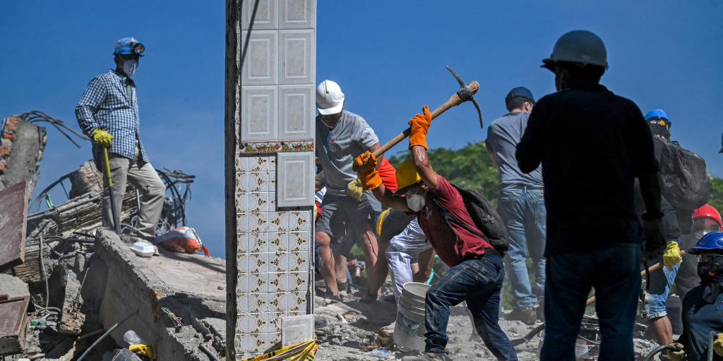 Deadly earthquakes expose stark divide between Colombia and Venezuela responses