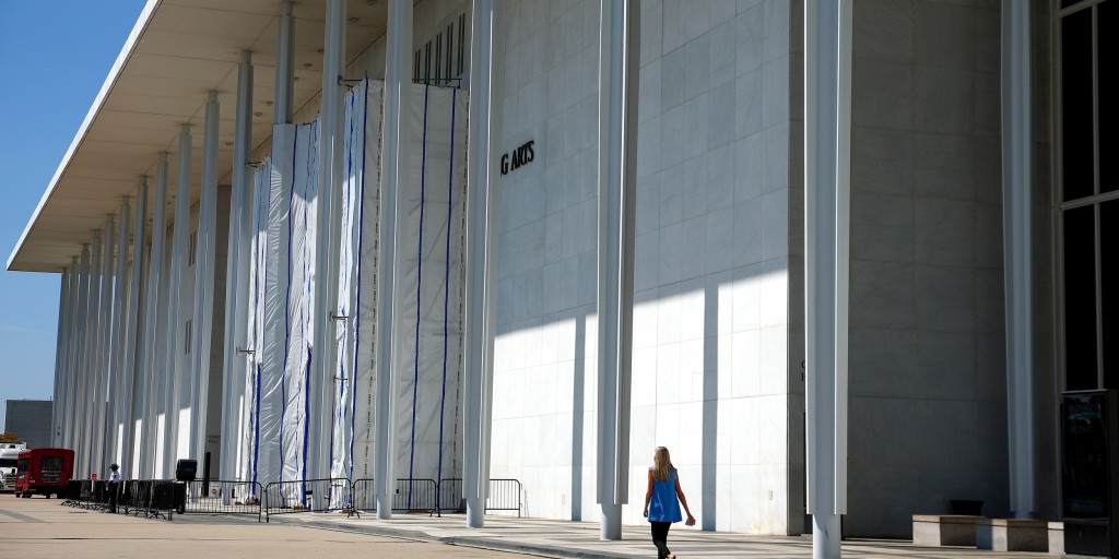 Trump administration says it might demolish the Kennedy Center if court blocks renovations