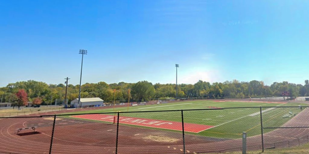 A running back for William Jewell College in Missouri dies after suffering a medical emergency during the first quarter of his team’s season opener, shortly aft
