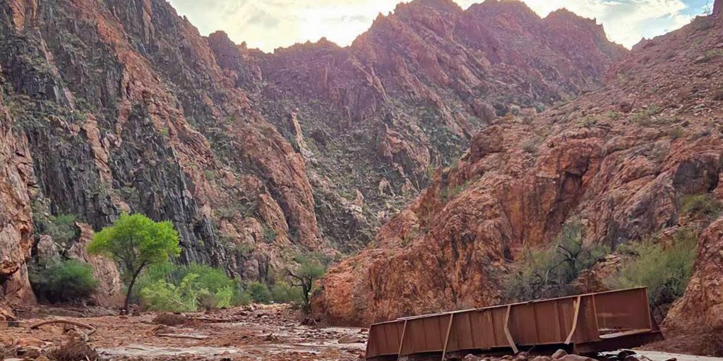 At least 20 missing at Grand Canyon after extreme flash flooding