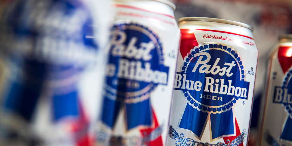 Thieves make off with tens of thousands of cans of Pabst beer in two separate heists from a Southern California warehouse on the same day, police say.