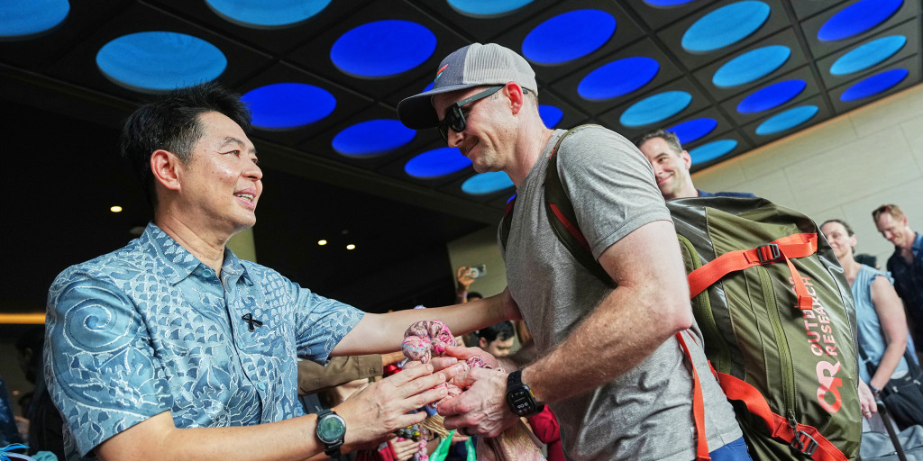 The relief was palpable in the Thai resort city of Pattaya, as after nine months at sea, the sailors and Marines of the USS Abraham Lincoln traded their cargo pants and boots for shorts and flip-flops.