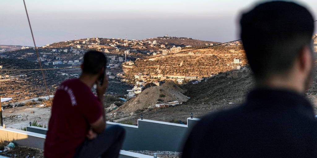 Israel orders closure of British consulate in Jerusalem as UK sanctions on West Bank settlements escalate diplomatic row