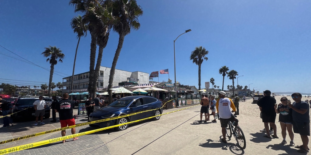 San Diego Police Department officers responded to a report of a stolen Tesla that its owner was tracking. About 10 minutes later, officers located the Tesla. Officers attempted to stop the driver, but he did not stop and the chase began, police say.