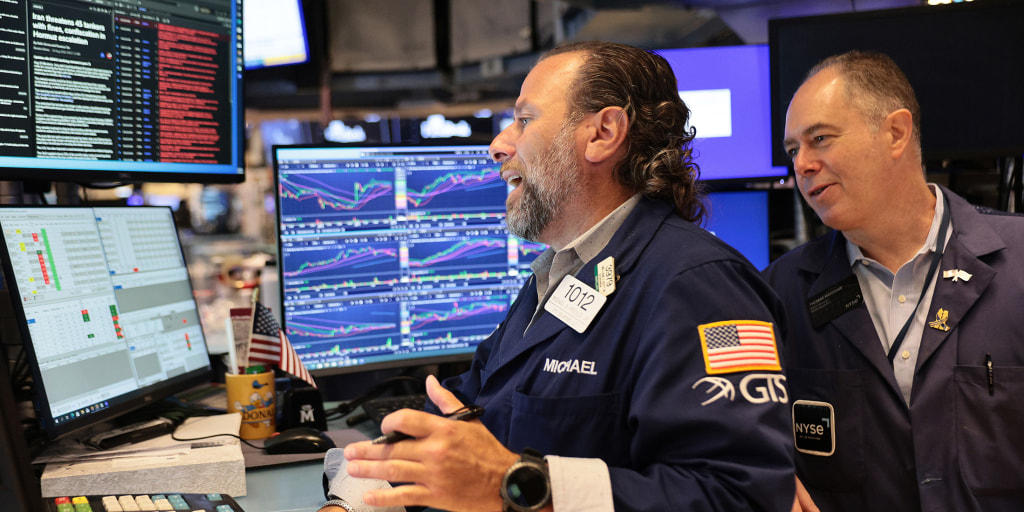 https://media-cldnry.s-nbcnews.com/image/upload/t_nbcnews-fp-1024-512,f_auto,q_auto:best/rockcms/2026-09/260921-NYSE-aa-348-37b093.jpg