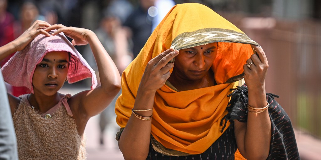 This year’s powerful El Niño and the record global heat it’s driving, along with severe droughts, wildfires and shrinking water supplies, could lead to nearly half a million more deaths worldwide by the end of February, according to a new report.